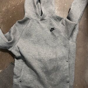 Nike Heather Gray Sweatshirt